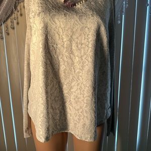 NWT: Lace shirt size M